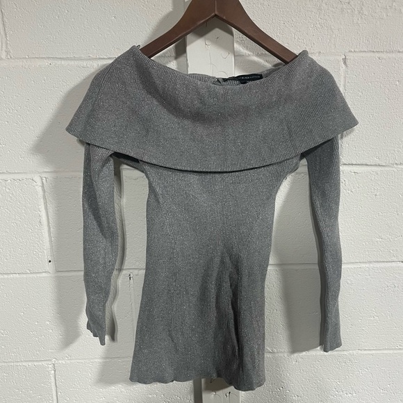 White House Black Market Gray Silver Shimmer Boat Neck Rib Tunic Sweater Sz XS - Picture 2 of 6